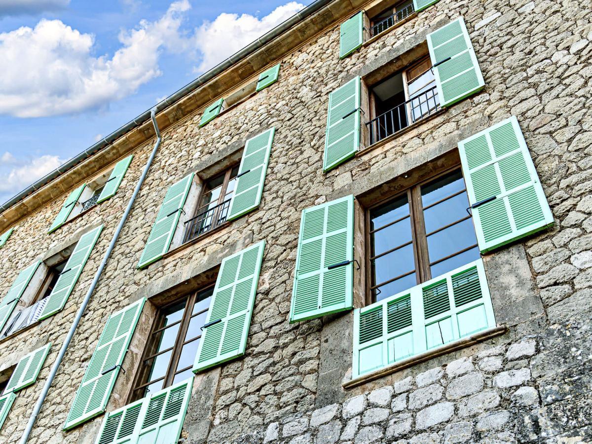 Choisir des menuiseries : conseils pour maisons anciennes