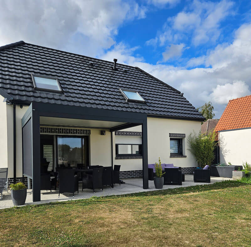 Pergola Créativ sur maison neuve