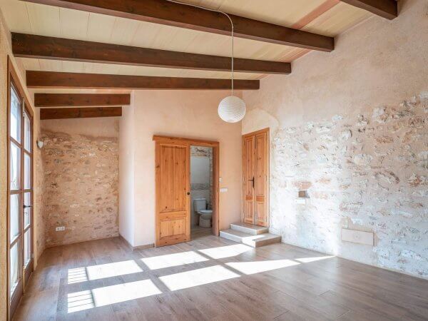 Donner du cachet à sa maison grâce aux matériaux naturels